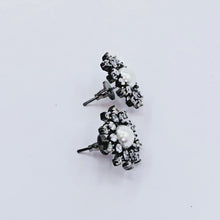 The Kassidy Blackgold A.D Earring