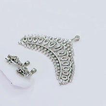 The Angely Whitegold A.D Pendant Earring (M.S)