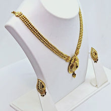 The Anushri Antique Goldforming Necklace