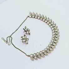 The Zayla Victorian Polish Necklace