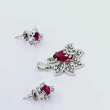 The Damia Whitegold A.D Pendant Earring