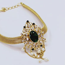 The Avnita Goldforming Bajubandh