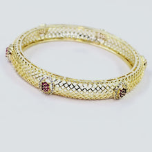 The pakhi Kempu Bangle