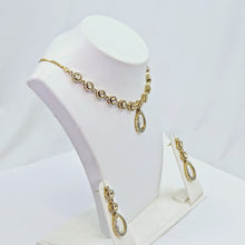 The Brijal Yellowgold A.D Necklace