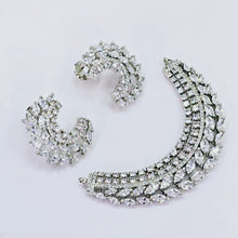 The Denny Whitegold A.D Pendant EArring (M.S)