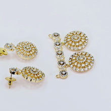 The Aridna Yellowgold A.D Pendant Earring (M.S)