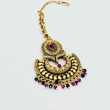 The Golnaaz Kempu Bindi