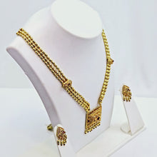 The Manavi Antique Goldforming Necklace