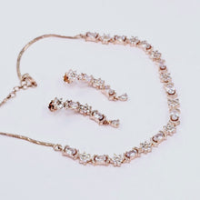 The Finch Rosegold A.D Necklace