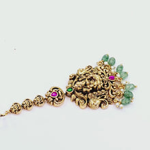 The Minakshi Kempu Bindi