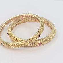 The Saisha Antique Goldforming Bangle