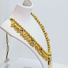 The Priti Antique Goldforming Saaj