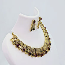 The Aradhita Rajwadi Necklace