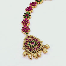 The Prerana Kempu Bindi