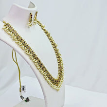 The Darpan Kempu Long Necklace