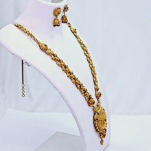 The Pranali Antique Goldforming Long Necklace
