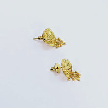 The Manali Goldforming Earring