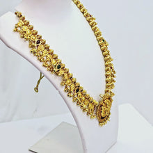 The Ruma Antique Goldforming Saaj