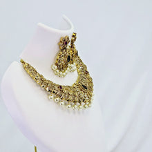 The Ahilya Kempu Necklace