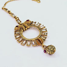 The Jalpa Kundan Bindi