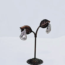 The Nivi Whitegold A.D Earring