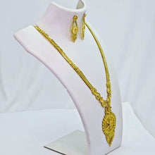 The Varada Goldforming Necklace