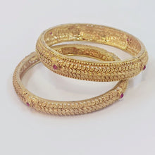 The Sudha Antique Goldforming Bangle