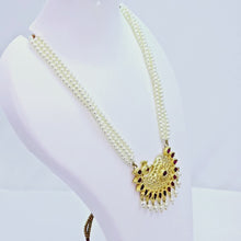 The Anvisha Moti Necklace