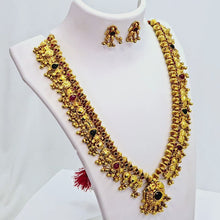 The Saachi Antique Goldforming Saaj