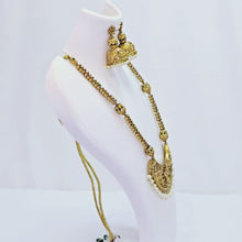 The Mukta Kempu Necklace