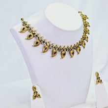 The Niharika Kempu Necklace