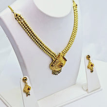 The Anika Antique Goldforming Necklace
