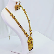 The Praniti Antique Goldforming Long Necklace