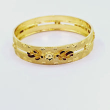 The Kishmish Goldforming Bangle