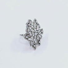 The Della Whitegold A.D Ring