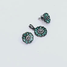 The Zoey Blackgold A.D Pendant Earring