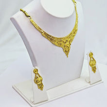 The Moksha Goldforming Necklace