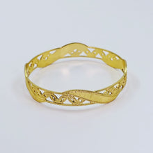 The Kimatra Goldforming Bangle