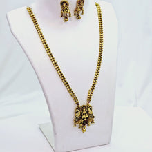 The Anahita kempu Long Necklace