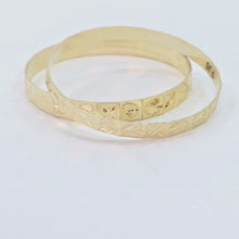The Parnika Goldforming Bangle