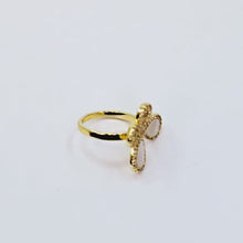 The Stevie Yellowgold A.D Ring