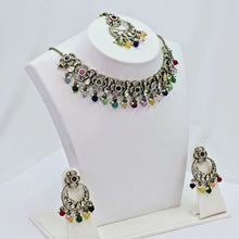 The Dilan Victorian Polish Necklace