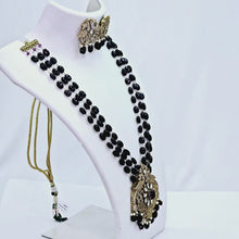 The Seria Beeds Necklace