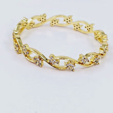 The Nabhita Kempu Bangle